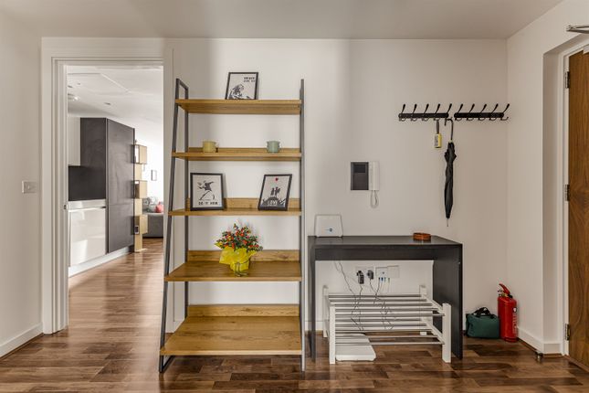 1, Apartment 21, Lambs Passage, London photo 4