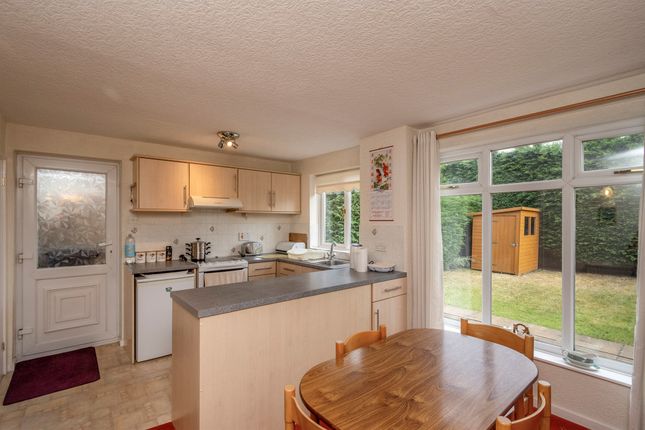 16, Blackbrook Way, Wolverhampton photo 4