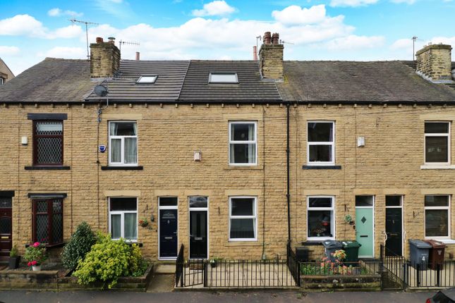Thumbnail Terraced house for sale in Ashgrove, Greengates, Bradford, West Yorkshire