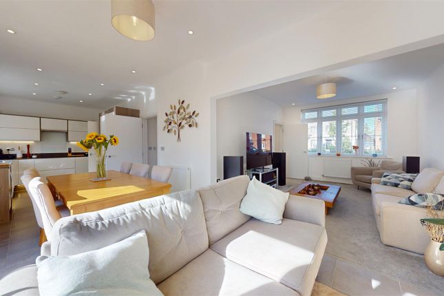 18, Williams Road, Upper Heyford photo 4