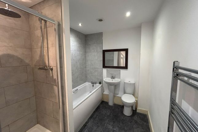 18, Langdale Gardens, Blackpool photo 3