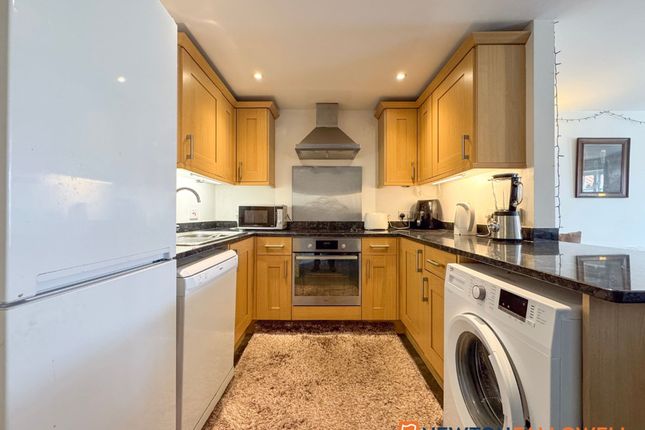 Apt 5, Barnby House, Newark photo 4
