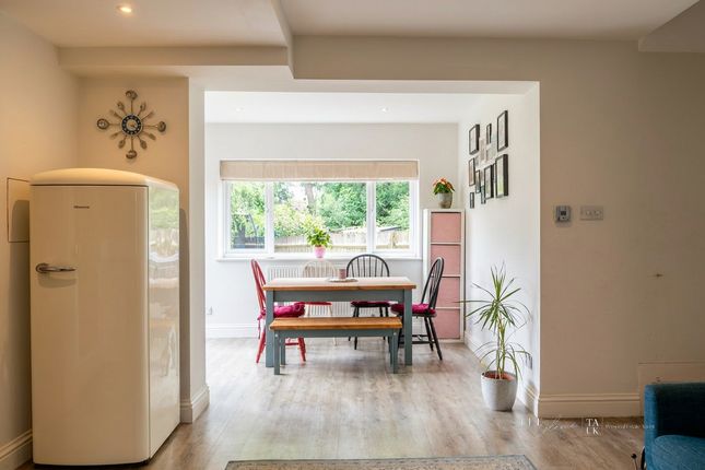 1 Woodlands View, Norfolk Lane, Dorking photo 4