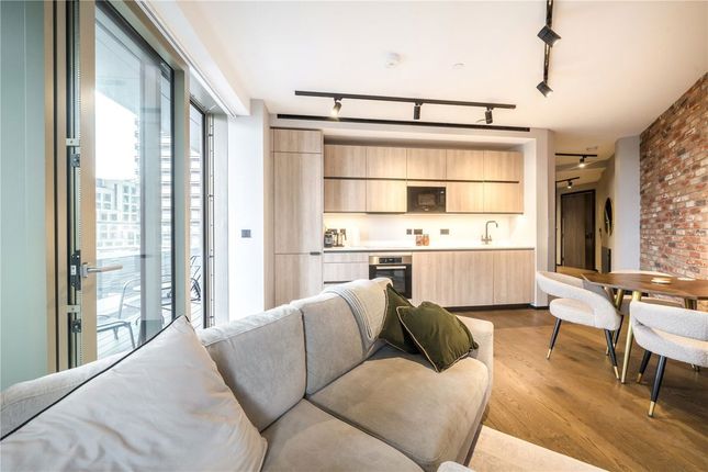 606 Stage Apartments, 22, Hewett Street, London photo 2