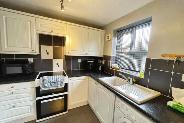 119, Aynsley Gardens, Harlow photo 3