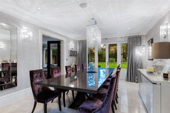 18, Fairbourne, Surrey photo 4