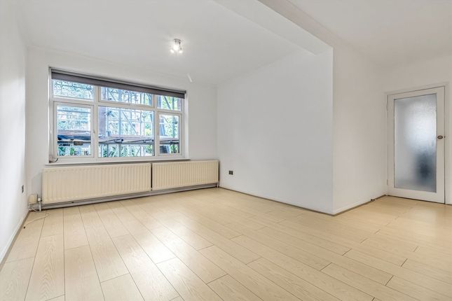 Flat 5, Greville Lodge, Avenue Road, London photo 2