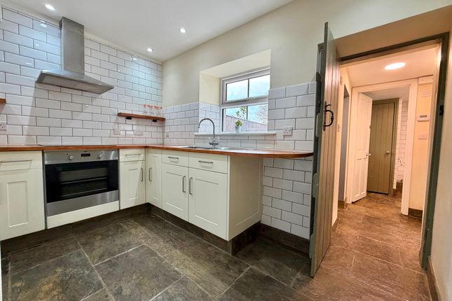 15 Queen Street, Lydney photo 5