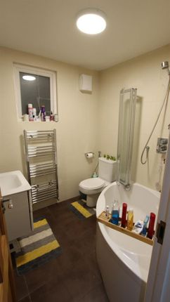 2A, Windermere Avenue, London photo 5