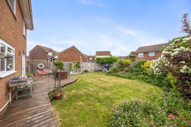 14 Canons Way, Steyning photo 4