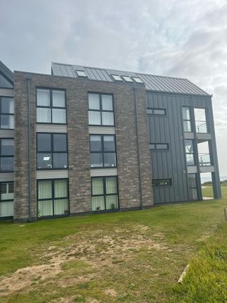 44 The Rest Rest Bay, Porthcawl photo 4