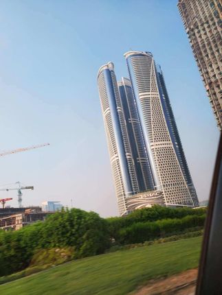 United Arab Emirates Dubai Palm Jumeirah Commercial Properties