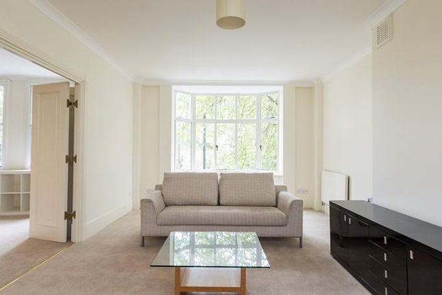Strathmore Court, 5, Park Road, London photo 4