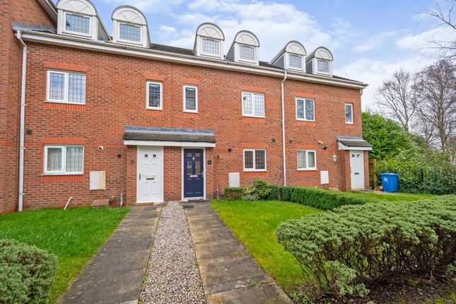 Thumbnail Town house for sale in Berkeley Close, Warrington, Cheshire