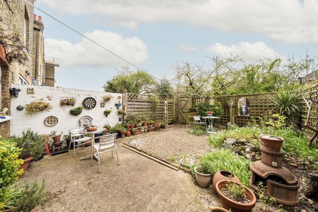 34, Grafton Road, London photo 2