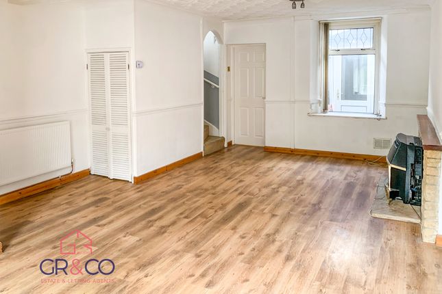 18 Cwm Road, Ebbw Vale photo 3