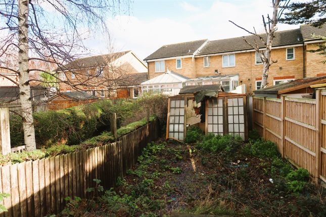 16, Sunset Road, London photo 4