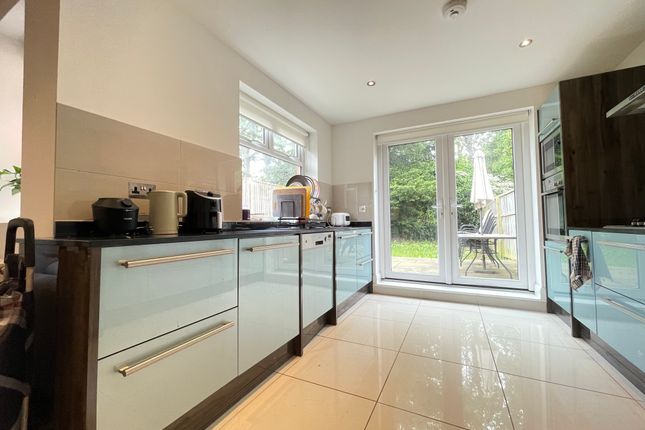 3C, Burney Avenue, Surbiton photo 4