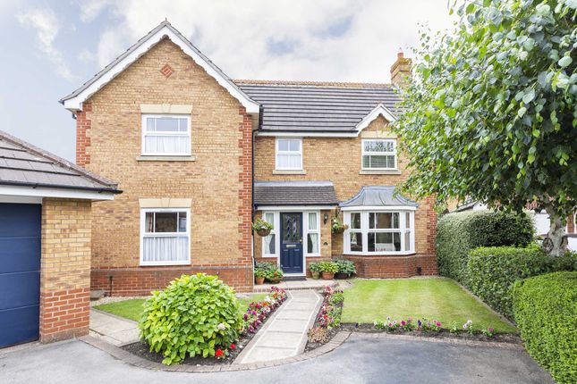 80 Saxon Way, Bradley Stoke, Bristol photo 2