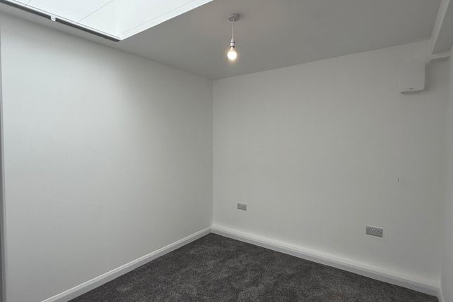 Flat C, Taunton photo 5