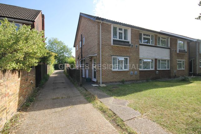 Thumbnail Flat to rent in Blakes Lane, New Malden