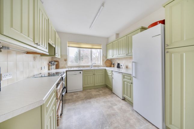 43, Courtfield Rise, Kent photo 4