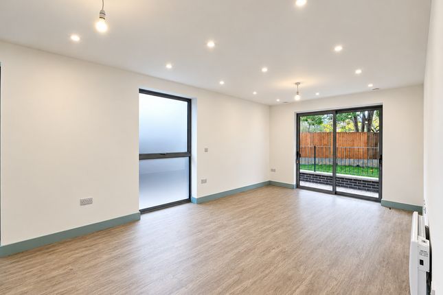Selsdon Road, London photo 3
