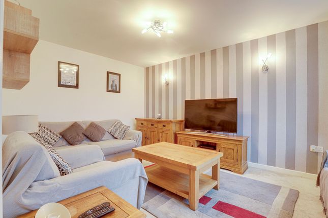 17 Seaton Way, Nottingham photo 3