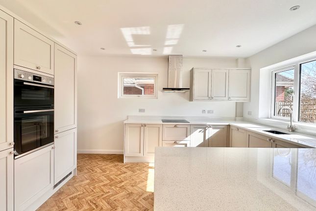 151, Cooden Drive, Bexhill-on-Sea photo 3
