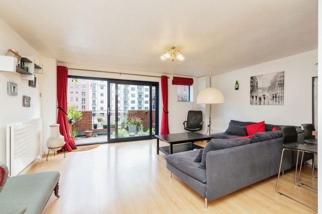 Flat for sale in Queen Quay, Welsh Back, Bristol