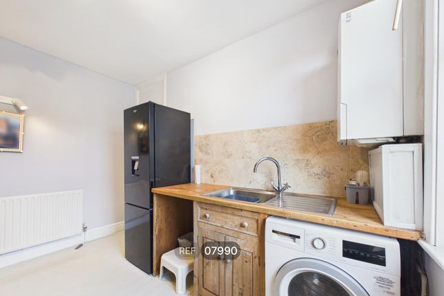 Thorncliffe Rise, Nottingham photo 3