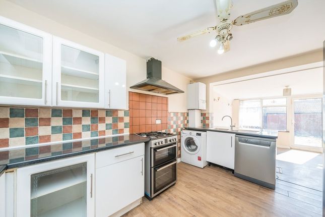 182, Hounslow Road, Feltham photo 4