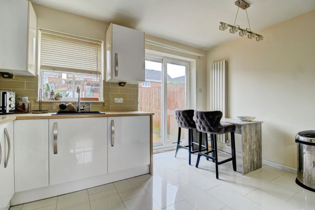 29, Allerdale Road, Walsall photo 4
