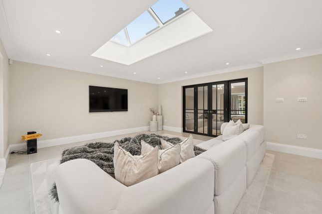 8, Windermere Drive, Alderley Edge photo 3