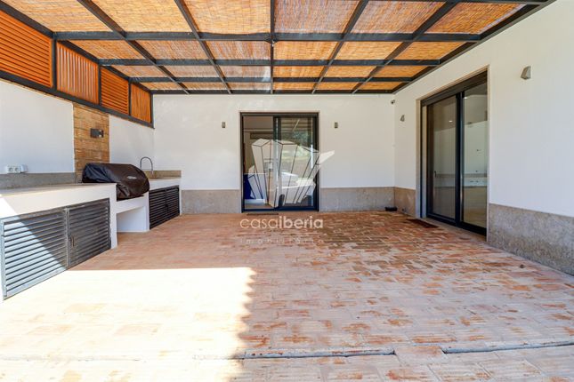 Villa for sale in Street Name Upon Request, Loulé, Pt