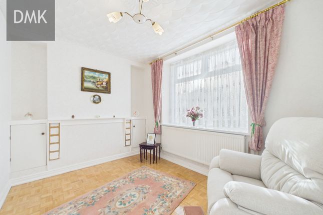 26 Cymmer Road, Maesteg photo 3