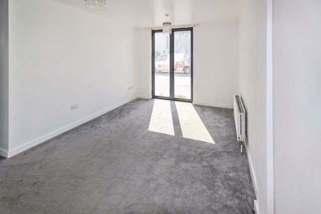 Flat for sale in Godstone Road, Whyteleafe