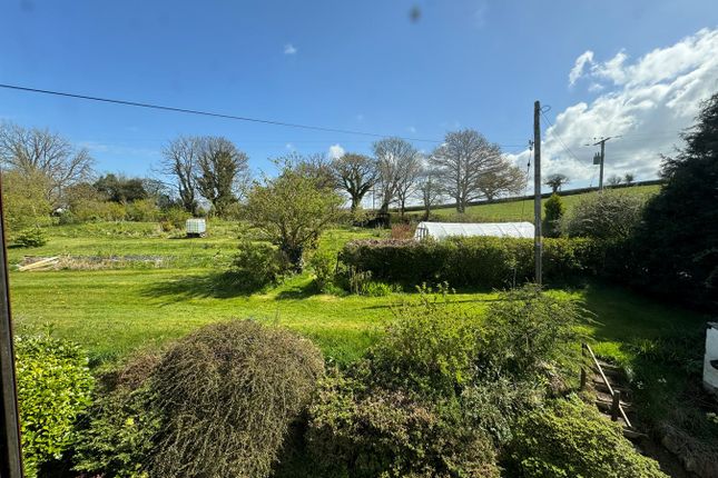 Land for sale in Mydroilyn, Lampeter