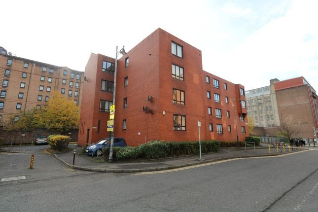 Thumbnail Flat to rent in Garnet Court, Glasgow