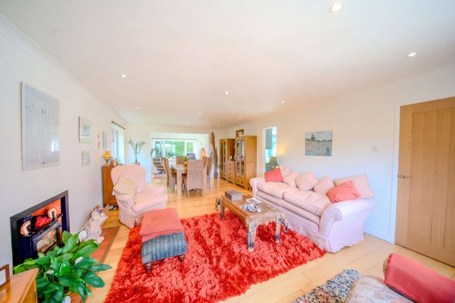 6 Hillingdon Park, Cromer photo 4