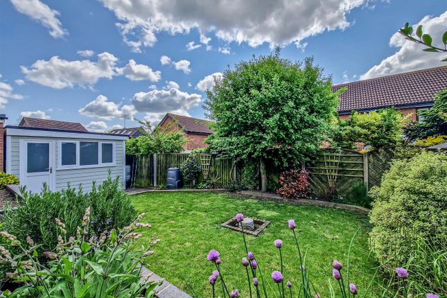 Link-detached house for sale in Green Lane, Eastwood, Leigh-On-Sea