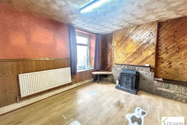 18 Walter Street, Abertysswg, Tredegar photo 5