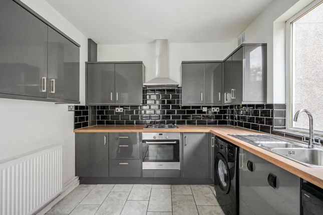 111, Bishopsworth Road, Somerset photo 2