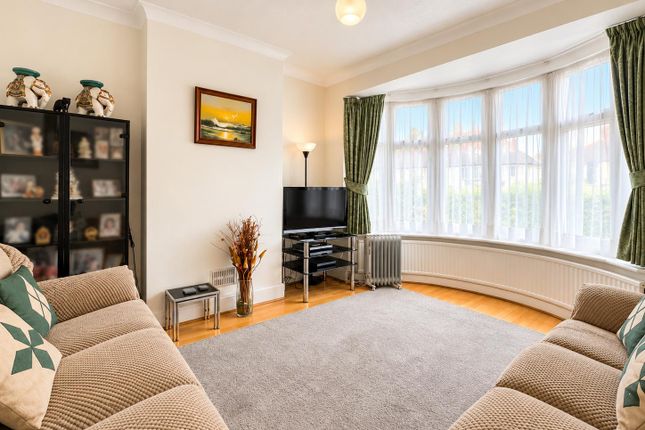 4-bed detached on Chestnut Grove, Wembley, £590,000