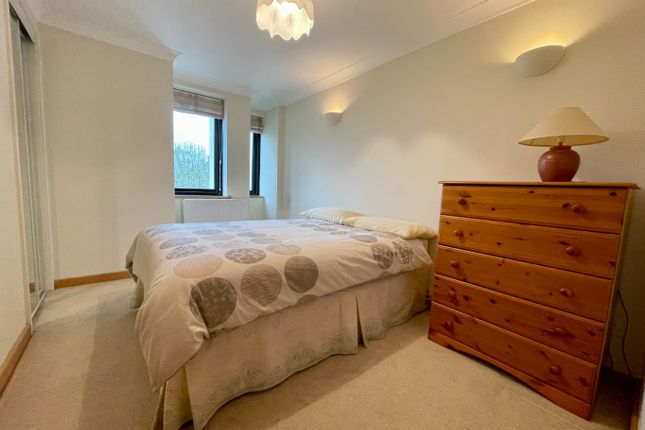 Flat for sale in Russell Road, Shepperton, Surrey