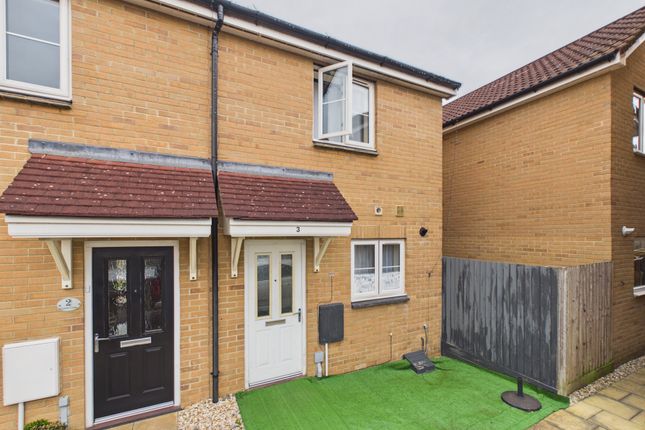 2-bed terraced on 3, Losino Close, Bridgwater, £194,950