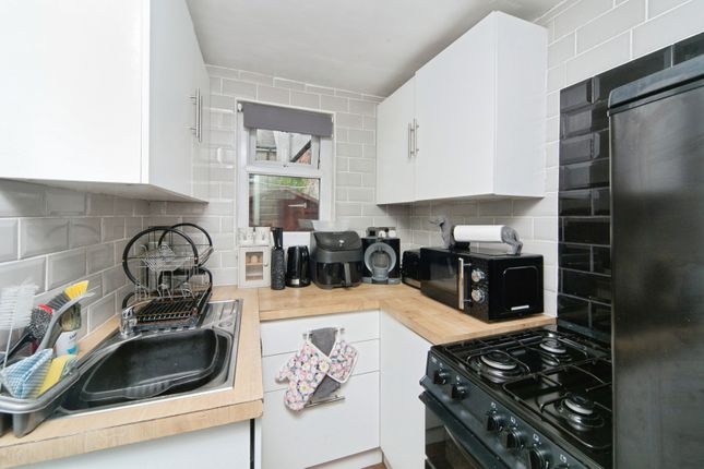13, Caradog Road, Conwy photo 4