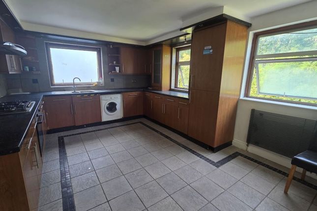 419, Wanstead Park Road, Ilford photo 3