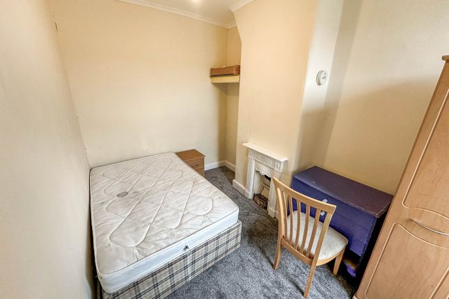 90, Horton Road, Manchester photo 5