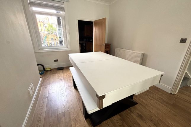 24, George Street, Gainsborough photo 4